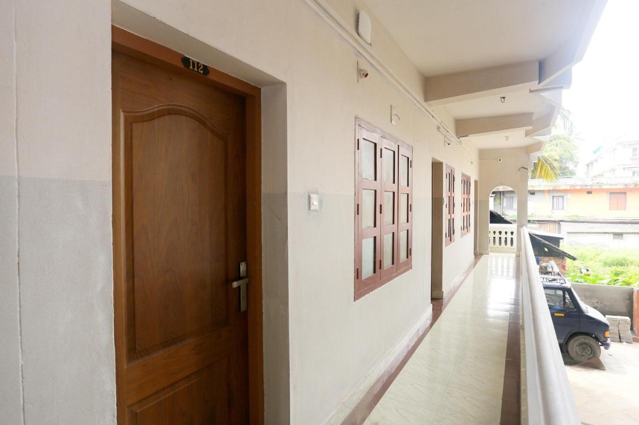 Oyo Flagship Kaveri Tourist Home Ґуруваюр Екстер'єр фото